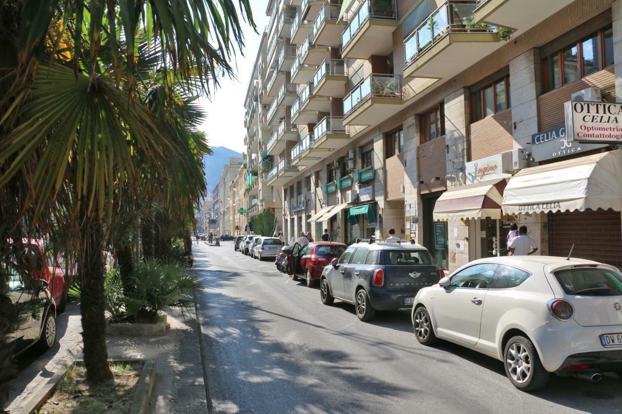 Solidea Bnb Σαλέρνο Εξωτερικό φωτογραφία